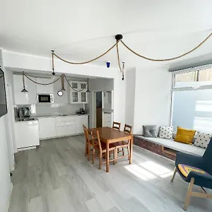 https://bright-holidays-kemptown-apartment.brighton-hotels-england.com