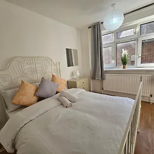 https://towerhill-rooms.cambridgehotelsuk.com