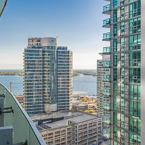 https://york-suites-toronto-m5j-0a9.niagara-fallshotels.com