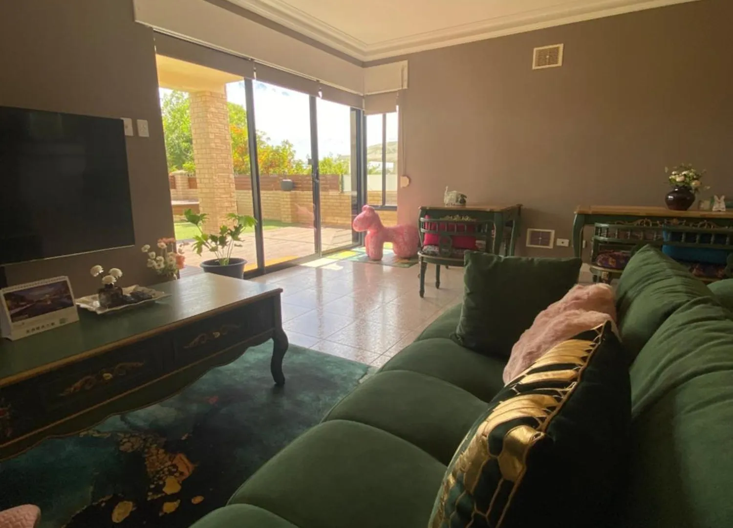 Sunny Ocean View Retreat Apartment Perth