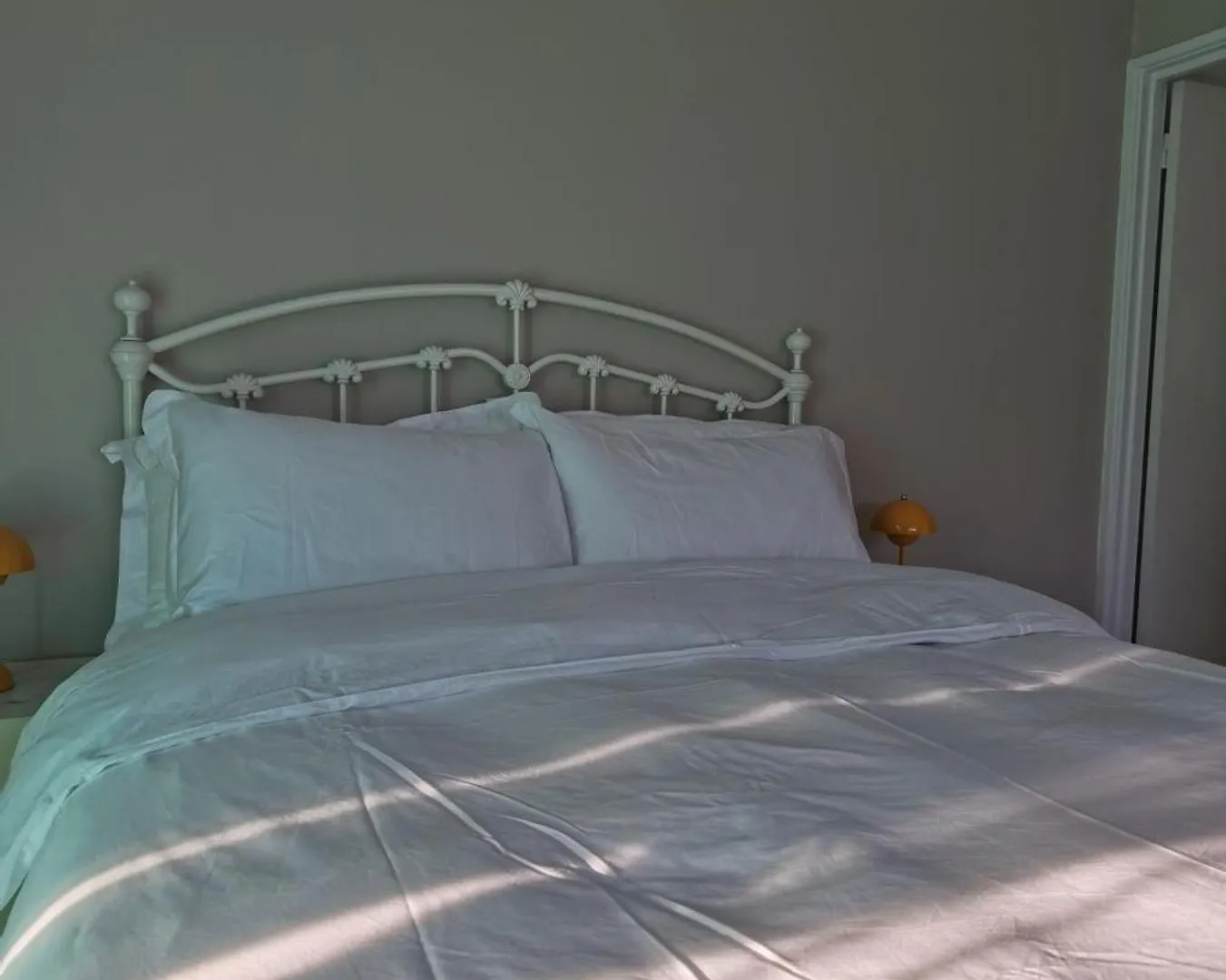 Sunny Ocean View Retreat Apartment Perth
